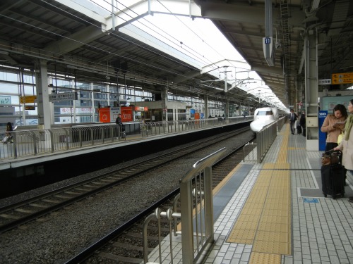 Arriving Shinkansen