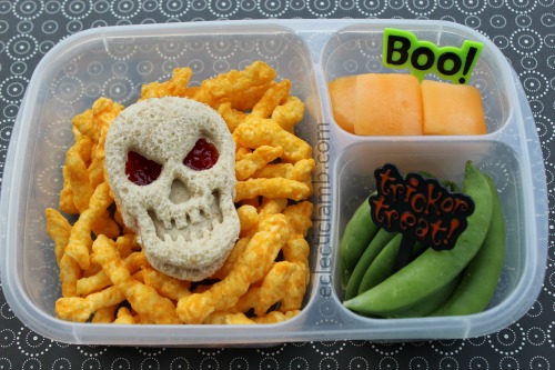 Skull sandwich lunch