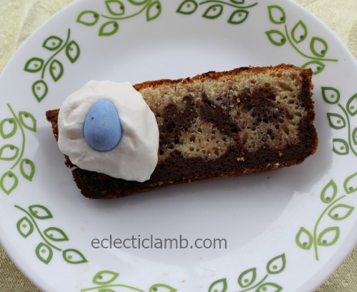 Marble egg chocolate egg garnish