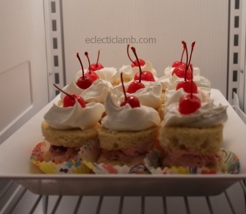 Strawberry Ice Cream Cakes