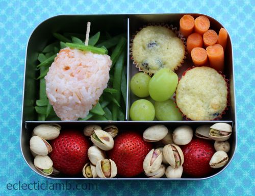 Strawberry rice in Lunchbots trio