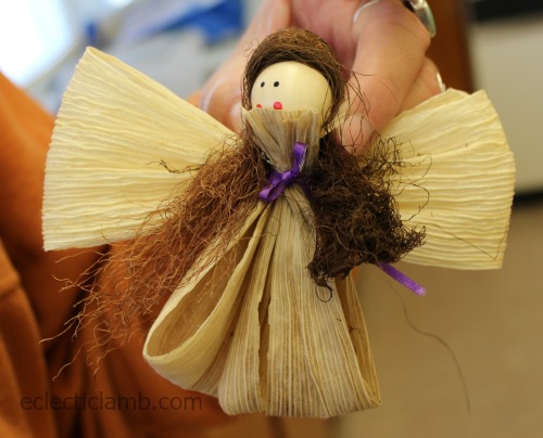 Cornhusk angel example hair in front