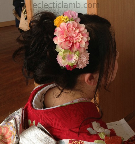 kimono-hair-close