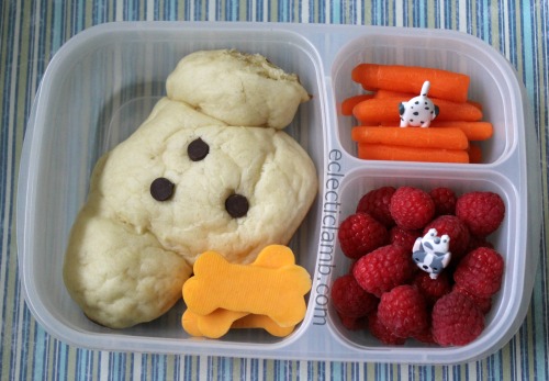 dog bread lunch