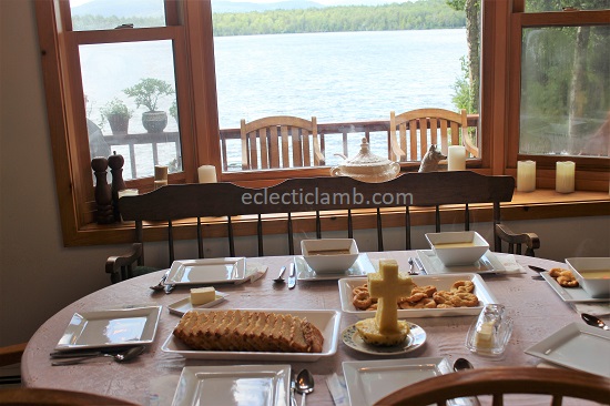 lakehouse funeral dinner