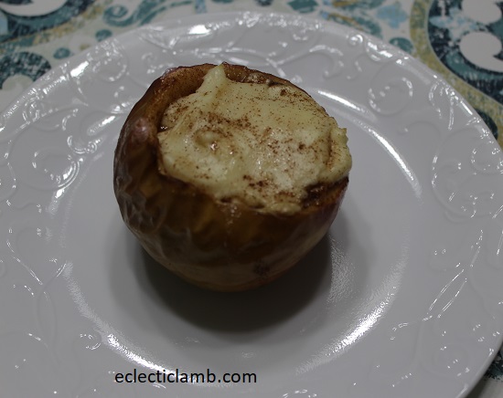 Apple Stuffed Cheesecake