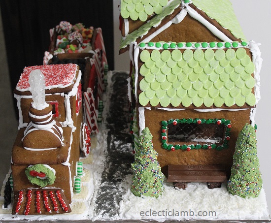 gingerbread train front side depot