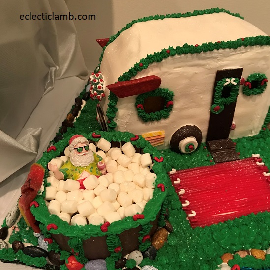 Gingerbread Santa in Hot-tub