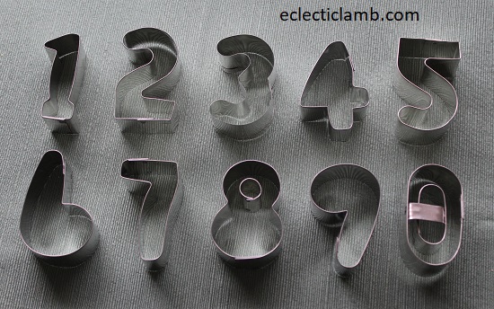 2.5 inch Numbers Cookie Cutters.jpg
