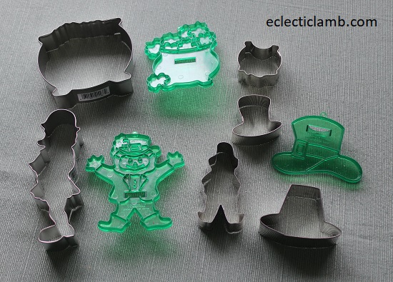 Leprechaun and Pot of Gold Cookie Cutters.jpg